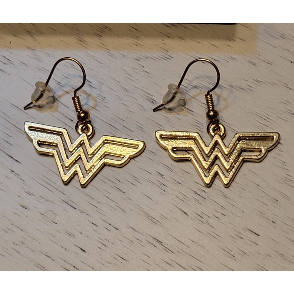 Wonder Woman Symbol DC Comics Gold-Toned Earrings Gifts For Her Mother's Day